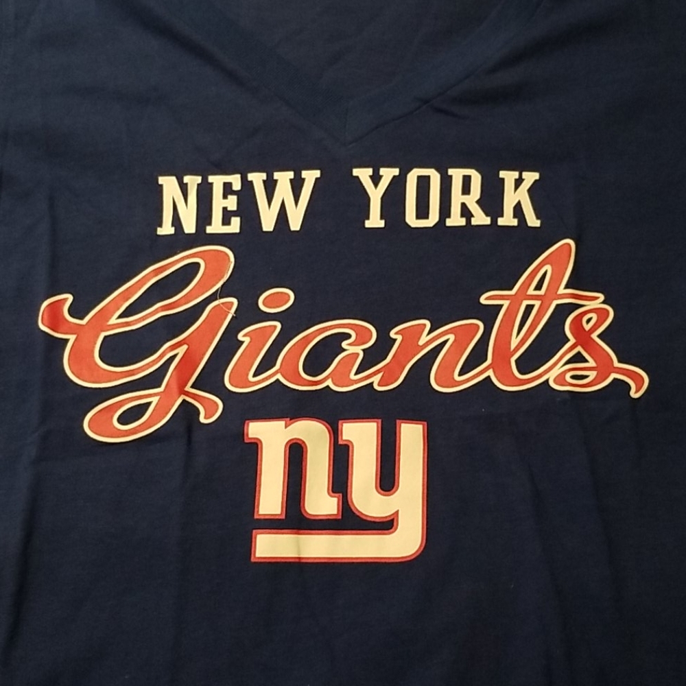 new york giants long sleeved shirt